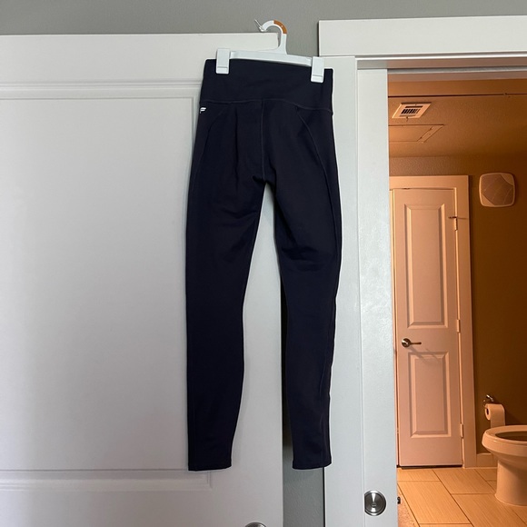 Fabletics leggings - Picture 2 of 2